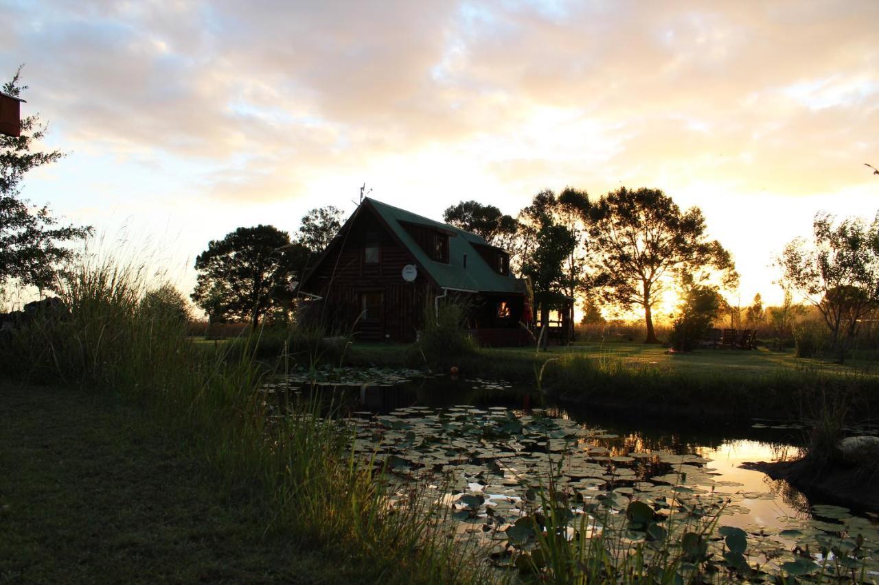 A Log Home At Buffalo Creek Buffeljagsrivier Экстерьер фото